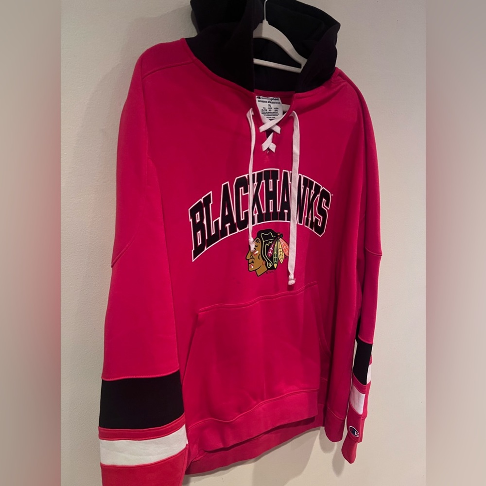 Men’s Chicago Blackhawks hoodie size XL